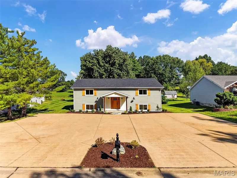 200 Park Charles Boulevard S, St Peters, MO 63376 — listing photo 6 of 61
