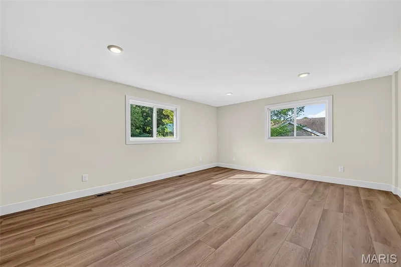 200 Park Charles Boulevard S, St Peters, MO 63376 — listing photo 10 of 61