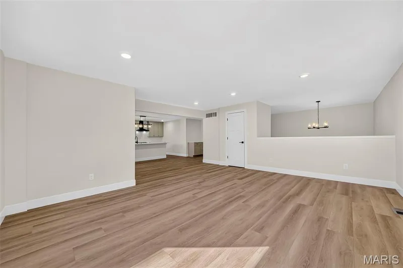 200 Park Charles Boulevard S, St Peters, MO 63376 — listing photo 12 of 61