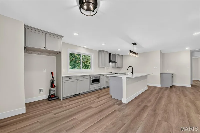 200 Park Charles Boulevard S, St Peters, MO 63376 — listing photo 15 of 61