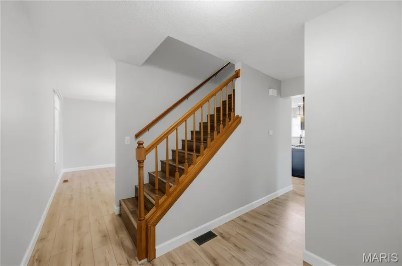 2952 N Kristopher Bend Court, St Charles, MO 63303 — listing photo 12 of 43