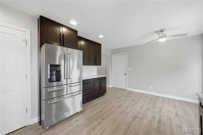 2952 N Kristopher Bend Court, St Charles, MO 63303 — listing photo 19 of 43