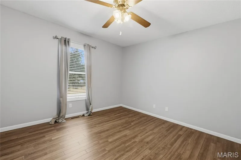 2952 N Kristopher Bend Court, St Charles, MO 63303 — listing photo 26 of 43