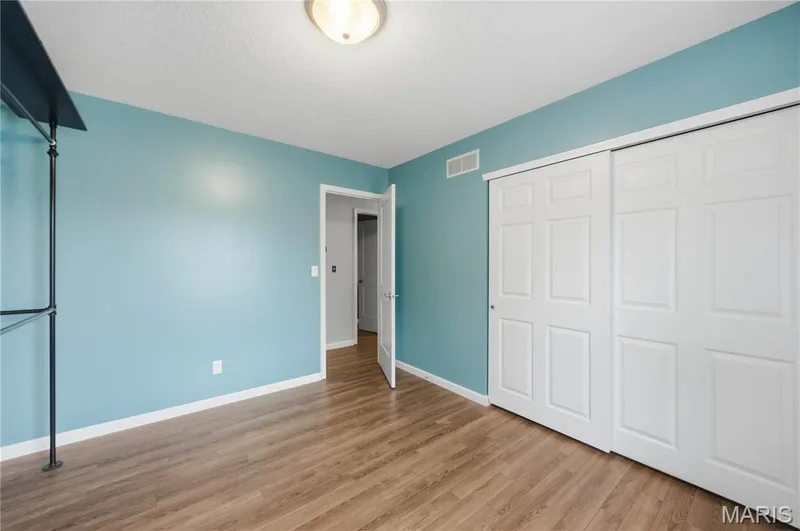 2952 N Kristopher Bend Court, St Charles, MO 63303 — listing photo 30 of 43