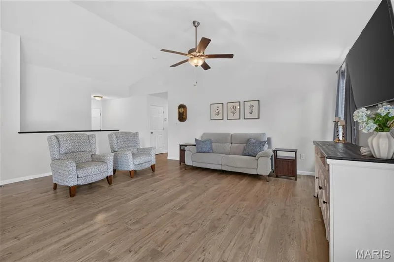 132 Prairie Wind Drive, Wentzville, MO 63385 — listing photo 6 of 31