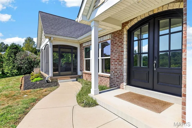 4425 Lookout Point Drive, Augusta, MO 63332 — listing photo 4 of 65