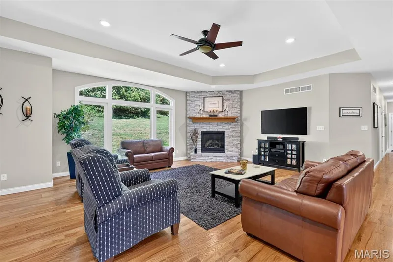4425 Lookout Point Drive, Augusta, MO 63332 — listing photo 19 of 65