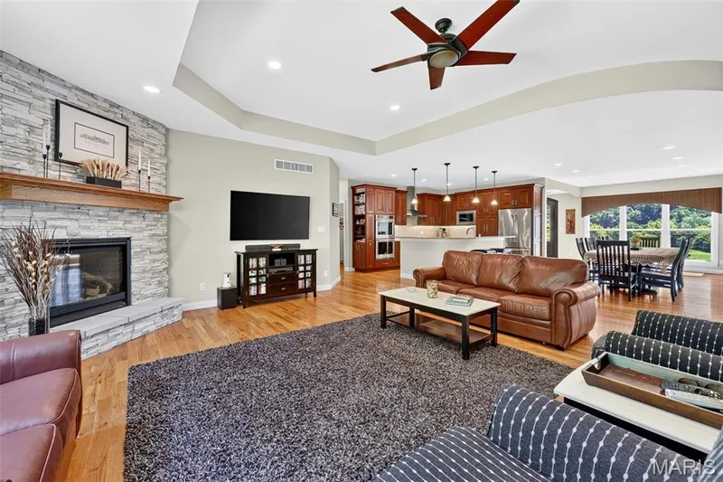 4425 Lookout Point Drive, Augusta, MO 63332 — listing photo 21 of 65