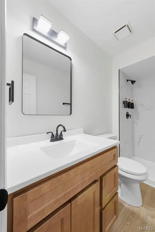 18 Craigwood Drive, St Peters, MO 63376 — listing photo 23 of 49