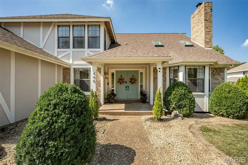 Covered front porch and beautiful brickwork! — 440 Meramec Way, St Charles, MO 63303