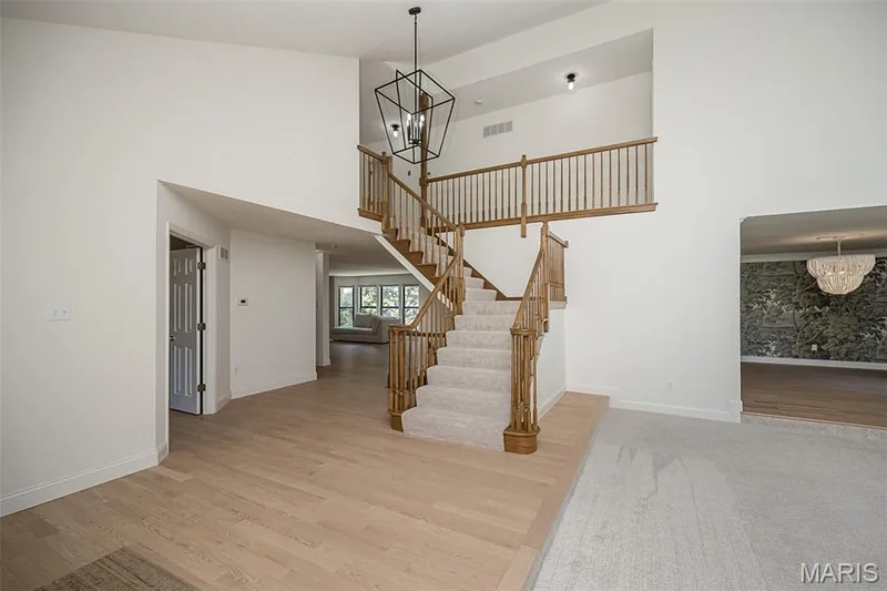 Red Oak hardwood flooring! — 440 Meramec Way, St Charles, MO 63303
