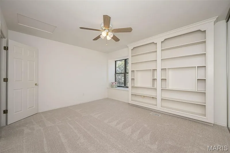 and a window seat! — 440 Meramec Way, St Charles, MO 63303