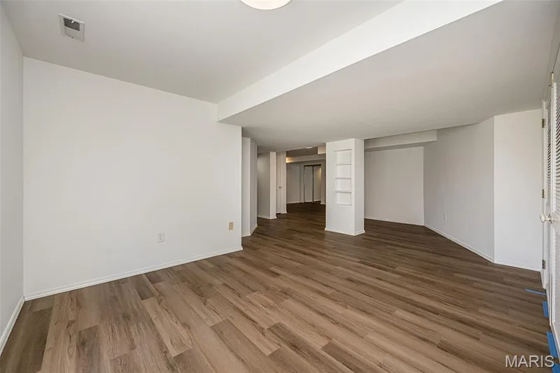 More built ins! — 440 Meramec Way, St Charles, MO 63303