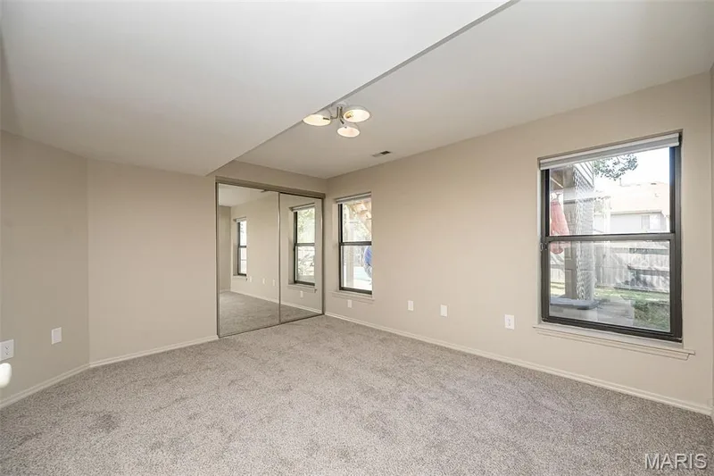 Lower level bedroom — 440 Meramec Way, St Charles, MO 63303