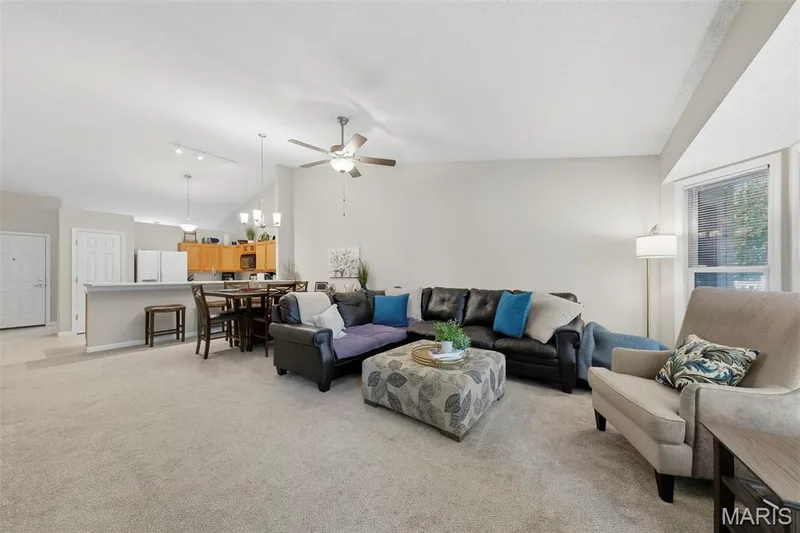 105 Maryland Drive #94B, O'Fallon, MO 63366 — listing photo 10 of 27