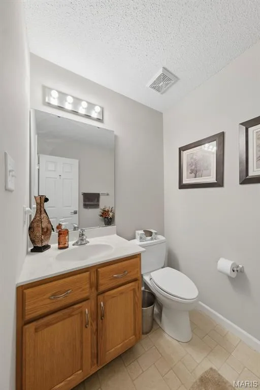 105 Maryland Drive #94B, O'Fallon, MO 63366 — listing photo 13 of 27