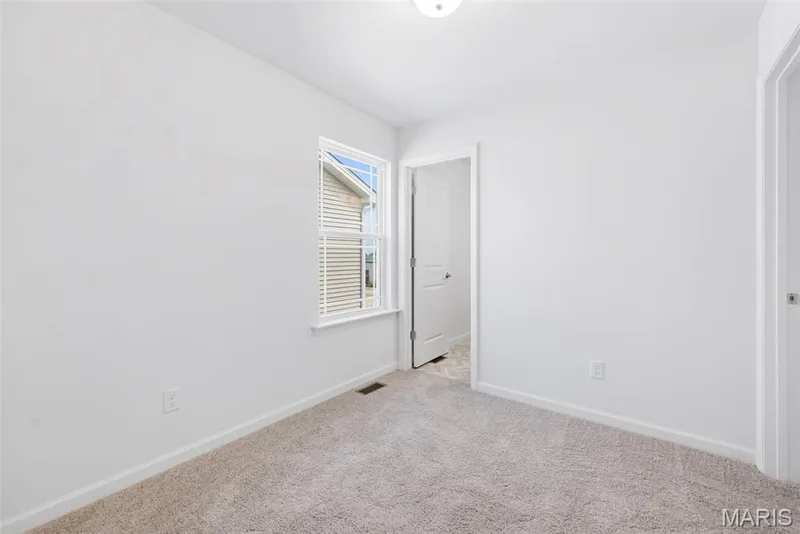 Upstairs Loft Area — 32 Wingtip Court, St Peters, MO 63376