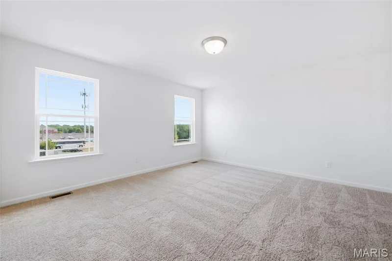 Spacious Primary Bedroom Suite — 32 Wingtip Court, St Peters, MO 63376