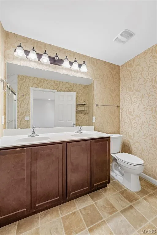 Raised Height Double Bowl Vanity in Primary Bath — 1700 Coupru Court, St Peters, MO 63376
