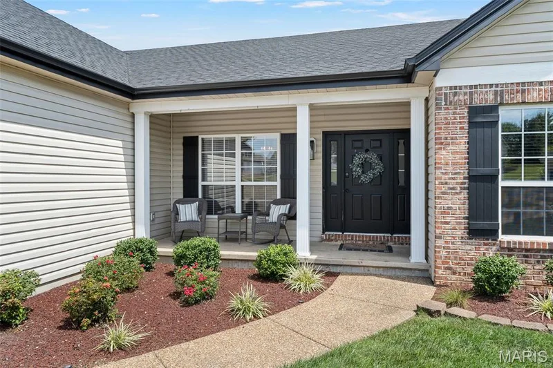 73 Elm Creek Court, Wentzville, MO 63385 — listing photo 7 of 82