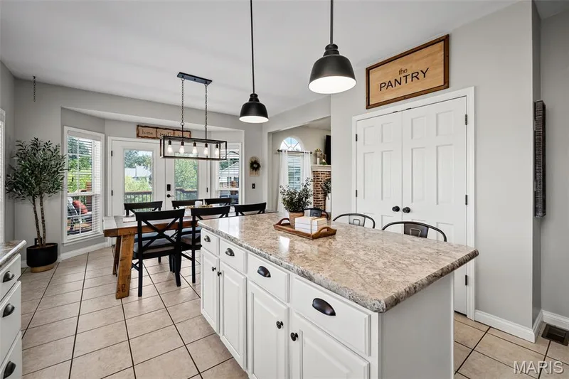 73 Elm Creek Court, Wentzville, MO 63385 — listing photo 18 of 82