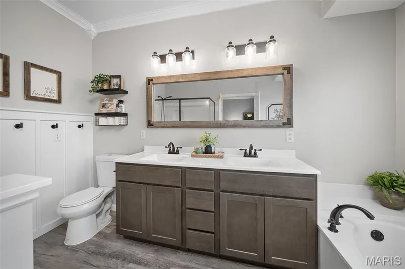 73 Elm Creek Court, Wentzville, MO 63385 — listing photo 24 of 82