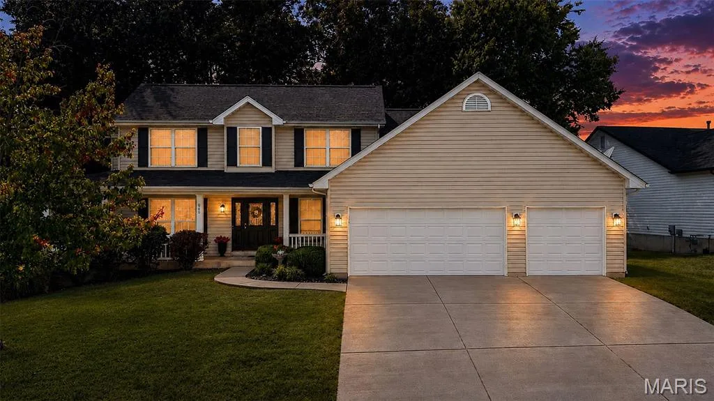 903 Indian Rock Court, Wentzville, MO 63385 — listing photo 1 of 40