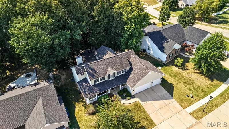 903 Indian Rock Court, Wentzville, MO 63385 — listing photo 3 of 40