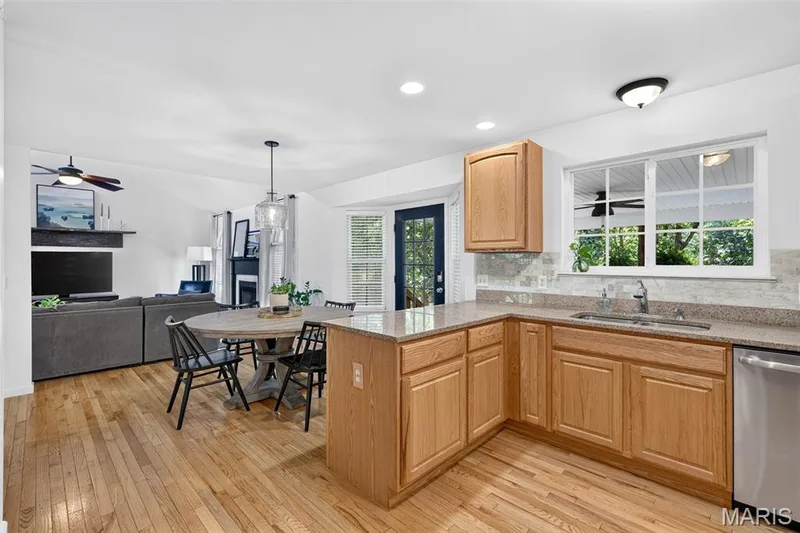 903 Indian Rock Court, Wentzville, MO 63385 — listing photo 18 of 40