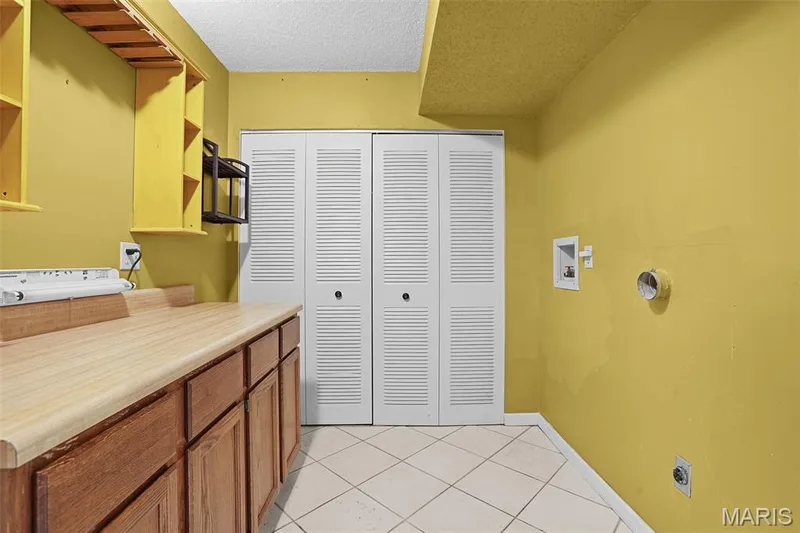 226 Hemingway Lane #C, Weldon Spring, MO 63304 — listing photo 15 of 38