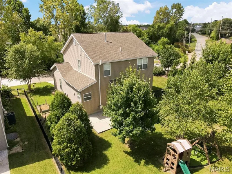 995 Harmony Lake Parkway, Cottleville, MO 63376 — listing photo 7 of 38