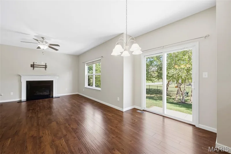 995 Harmony Lake Parkway, Cottleville, MO 63376 — listing photo 16 of 38
