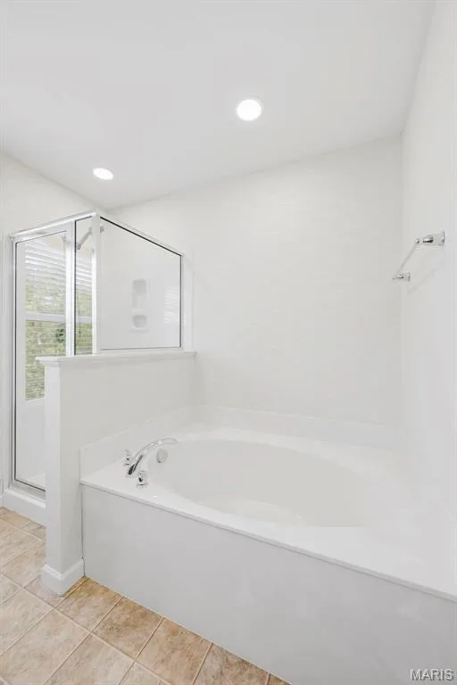 995 Harmony Lake Parkway, Cottleville, MO 63376 — listing photo 22 of 38