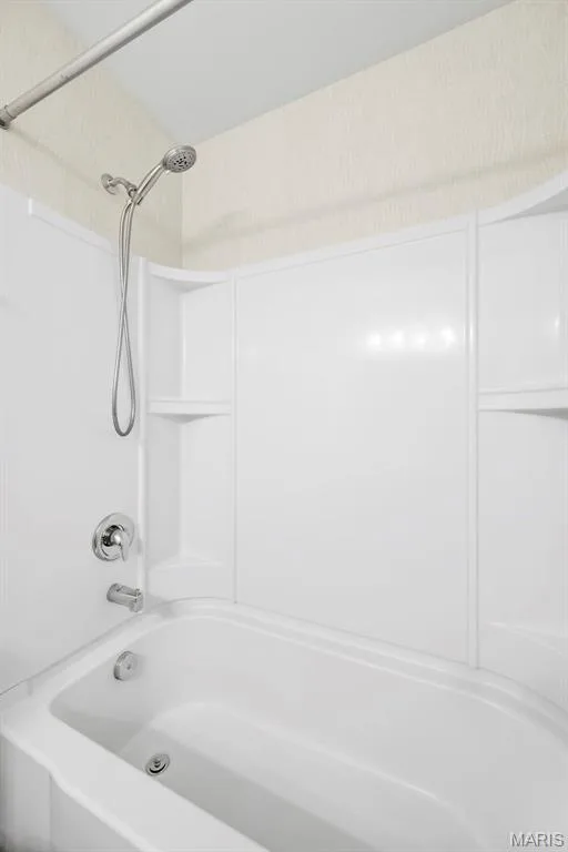 995 Harmony Lake Parkway, Cottleville, MO 63376 — listing photo 27 of 38