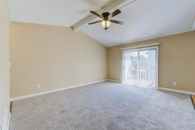 1524 Surrey Lane #D, St Charles, MO 63304 — listing photo 7 of 27