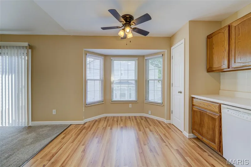 1524 Surrey Lane #D, St Charles, MO 63304 — listing photo 11 of 27