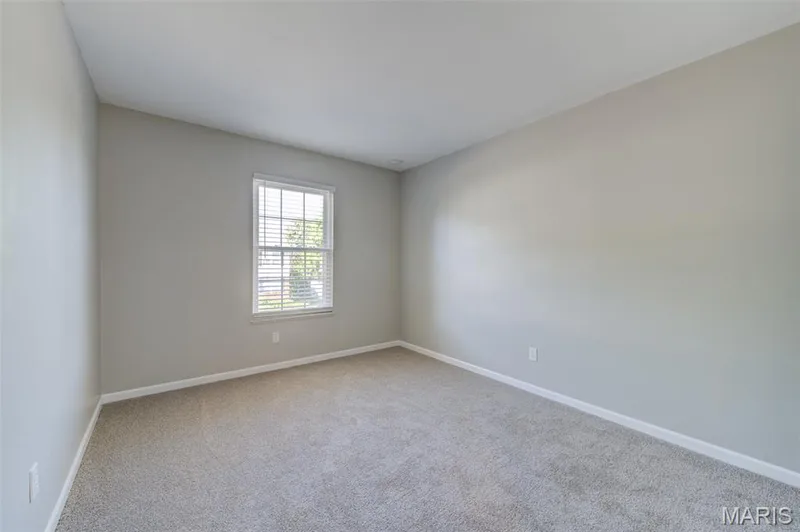 1524 Surrey Lane #D, St Charles, MO 63304 — listing photo 20 of 27