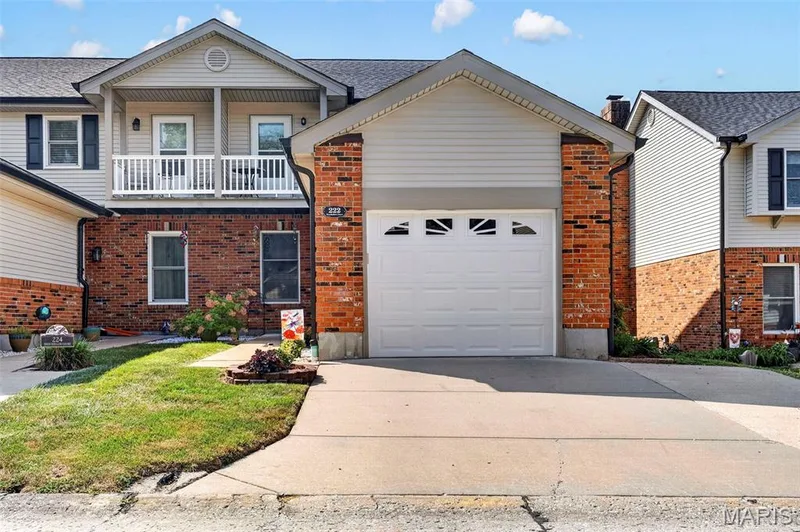 222 Deer Hollow Court #17, O'Fallon, MO 63366 — listing photo 1 of 54