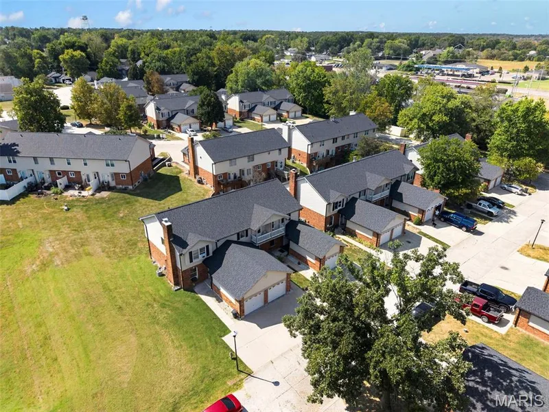 222 Deer Hollow Court #17, O'Fallon, MO 63366 — listing photo 4 of 54
