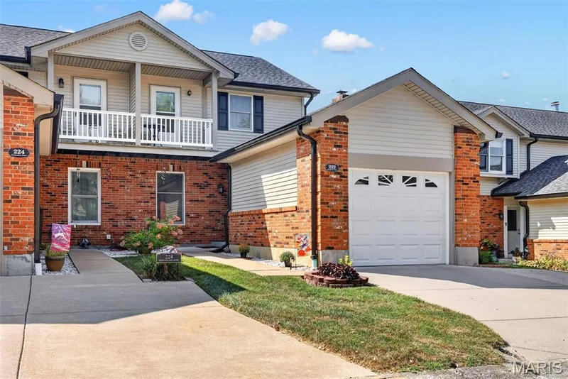 222 Deer Hollow Court #17, O'Fallon, MO 63366 — listing photo 9 of 54