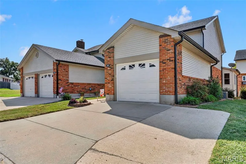 222 Deer Hollow Court #17, O'Fallon, MO 63366 — listing photo 10 of 54