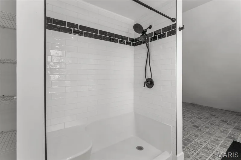700 S Benton, St Charles, MO 63301 — listing photo 31 of 34