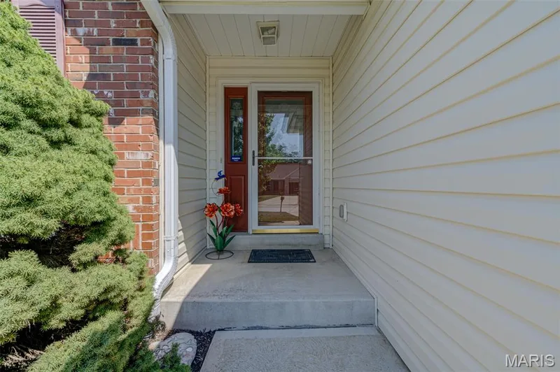 1133 Villa Flora Drive #22A, O'Fallon, MO 63366 — listing photo 2 of 27