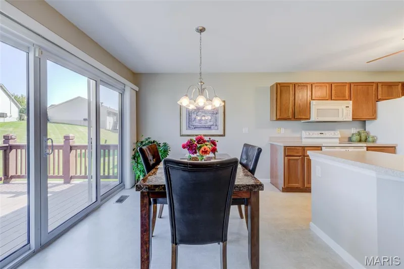 1133 Villa Flora Drive #22A, O'Fallon, MO 63366 — listing photo 9 of 27