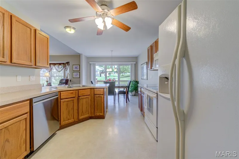 1133 Villa Flora Drive #22A, O'Fallon, MO 63366 — listing photo 11 of 27