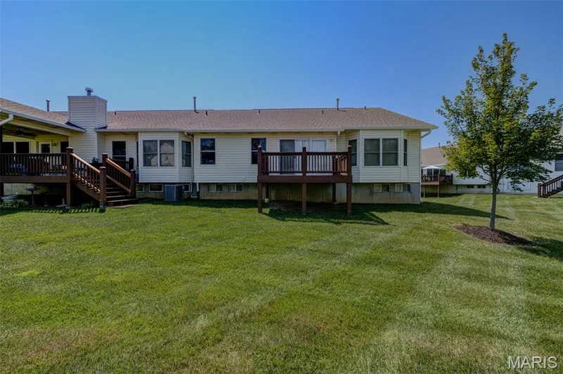 1133 Villa Flora Drive #22A, O'Fallon, MO 63366 — listing photo 22 of 27