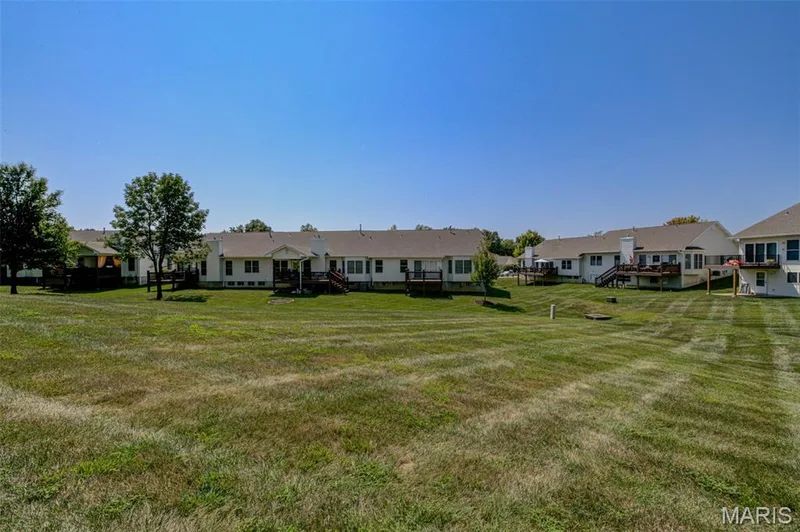 1133 Villa Flora Drive #22A, O'Fallon, MO 63366 — listing photo 24 of 27