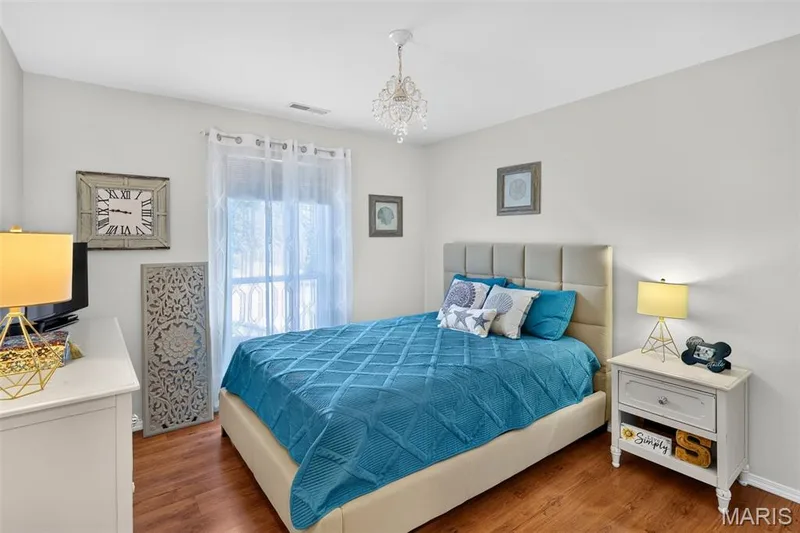 312 Hawks View Drive, O'Fallon, MO 63368 — listing photo 12 of 24
