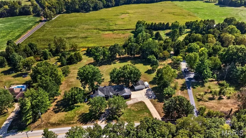 2442 Jackson Road, Wentzville, MO 63385 — listing photo 40 of 46