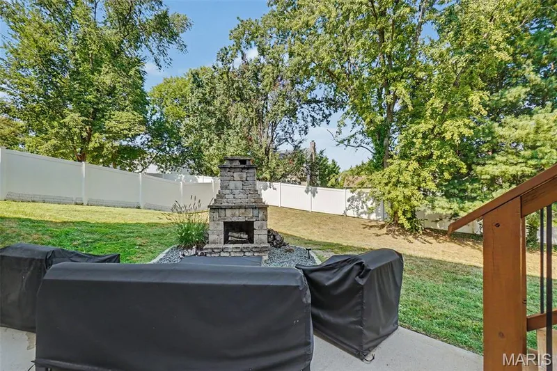 18 MacArthur Court, St Charles, MO 63304 — listing photo 23 of 25